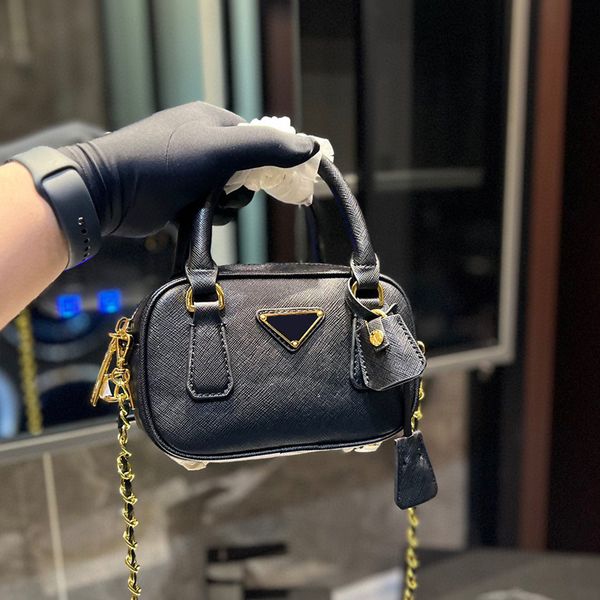 mini camera bag handbag shoulder crossbody bag metal triangle hardware letter zipper closure lining zipper genuine leather cowhide detachabl
mini camera bag handbag shoulder crossbody bag metal triangle hardware letter zipper closure lining zipper genuine leather cowhide detachabl