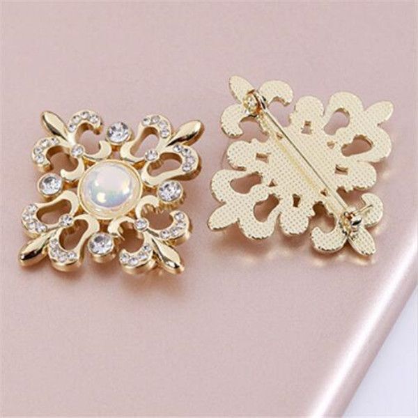 famous luxury desinger brooch women rhinestone pearl letter brooches suit pin fashion jewelry clothing decoration accessories, Gray
famous luxury desinger brooch women rhinestone pearl letter brooches suit pin fashion jewelry clothing decoration accessories, Gray