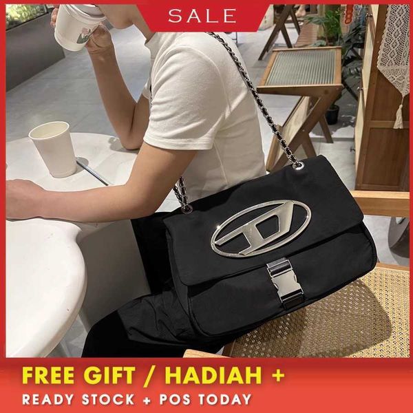 women's design bags nylon oxford cloth vagrant bag for women with large capacity single shoulder crossbody chain trend evening clutches
women's design bags nylon oxford cloth vagrant bag for women with large capacity single shoulder crossbody chain trend evening clutches
