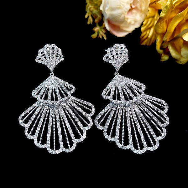 charm heavy industry zircon earrings exaggerate the atmosphere bridal dress fashion fan shaped flower silver needle 230630, Golden
charm heavy industry zircon earrings exaggerate the atmosphere bridal dress fashion fan shaped flower silver needle 230630, Golden