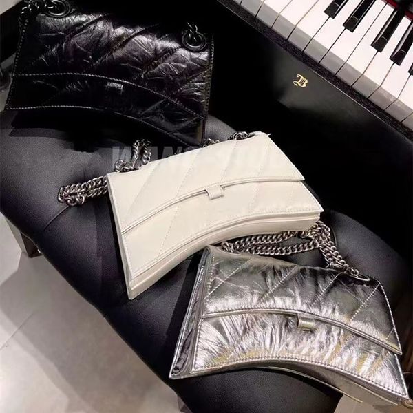 designer hourglass bag shoulder bag half moon tote bags women's fashion crossbody luxuries genuine leather classic retro wallets handle
designer hourglass bag shoulder bag half moon tote bags women's fashion crossbody luxuries genuine leather classic retro wallets handle