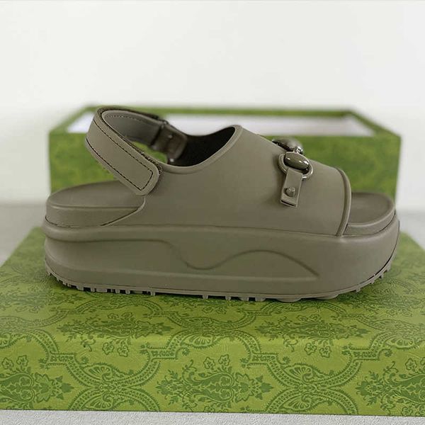 slippers designer platform slide women wedge beach casual slides flip flops ladies platform thick bottom sandels eu35-46 with box no448, Black
slippers designer platform slide women wedge beach casual slides flip flops ladies platform thick bottom sandels eu35-46 with box no448, Black