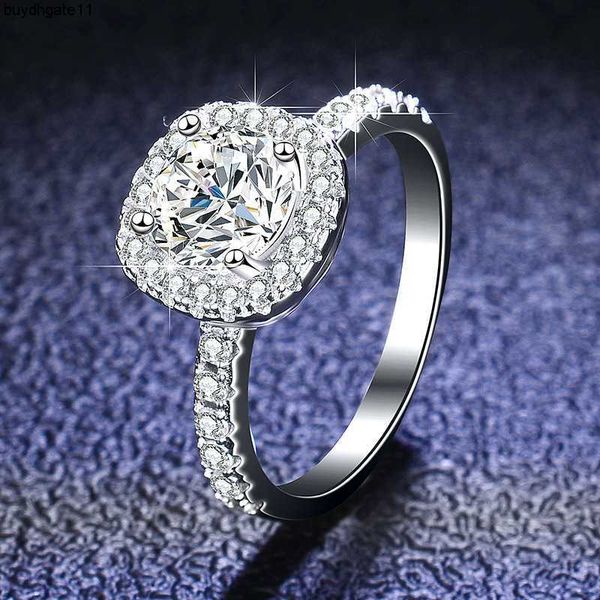 fashion accessories s925 sterling silver pt950 gold plated female 1 carat morsonite diamond ring four claw square wrapped
fashion accessories s925 sterling silver pt950 gold plated female 1 carat morsonite diamond ring four claw square wrapped