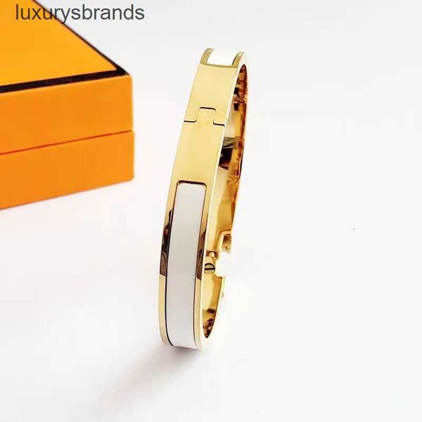 new designer h letter bangle luxury brand enamel bracelets men and women fashion bracelets everyday accessories party wedding valentine', Black
new designer h letter bangle luxury brand enamel bracelets men and women fashion bracelets everyday accessories party wedding valentine', Black