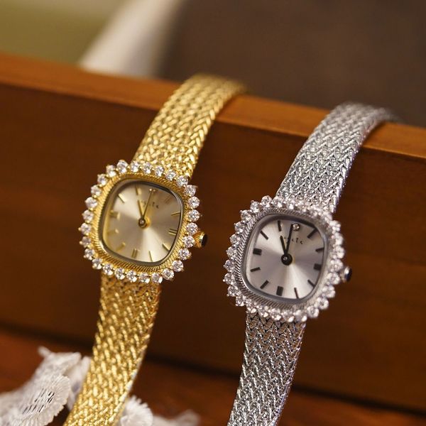 women s watches diamond women watch luxury 2023 elegant ladies gold clock wrist for relogio feminino 230714, Slivery;golden
women s watches diamond women watch luxury 2023 elegant ladies gold clock wrist for relogio feminino 230714, Slivery;golden