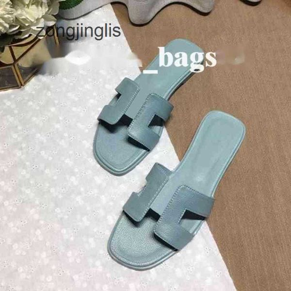 designer her brand oran slippers famous women slipper bear classic sandal shoes beacflat heel summer fashion outdoor flops leather lady slid
designer her brand oran slippers famous women slipper bear classic sandal shoes beacflat heel summer fashion outdoor flops leather lady slid