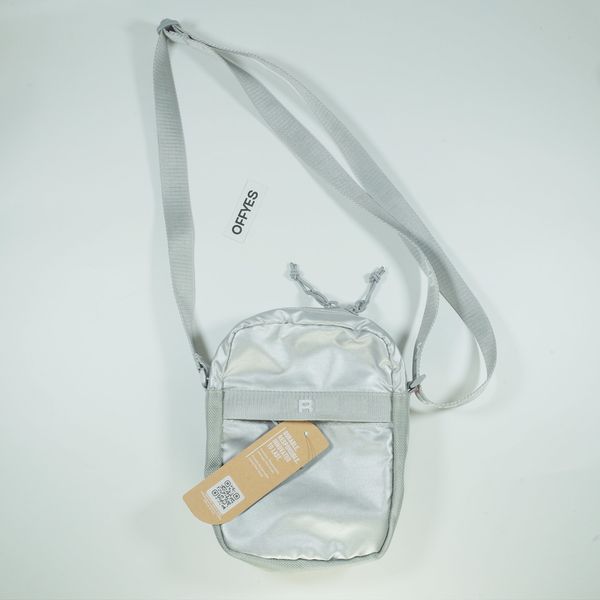 fw22 shoulder bag silver women men designer street fashion stylish messenger bag cordura side sling bag
fw22 shoulder bag silver women men designer street fashion stylish messenger bag cordura side sling bag