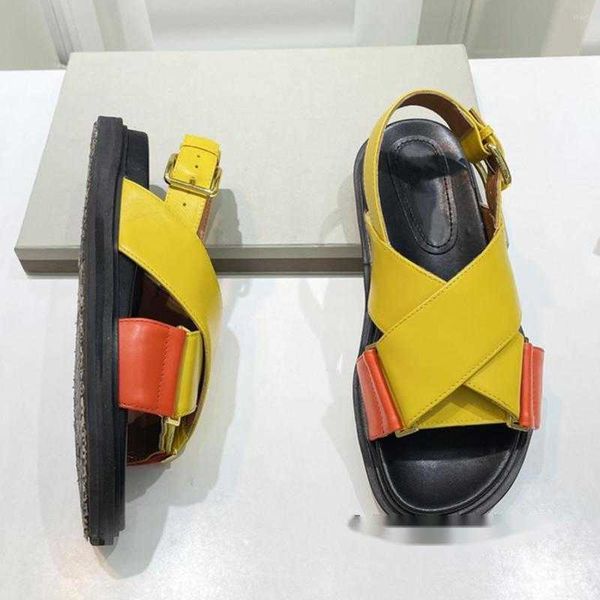 sandals 2023 summer splicing color cross belt platform beach pin buckle casual flat for women, Black
sandals 2023 summer splicing color cross belt platform beach pin buckle casual flat for women, Black