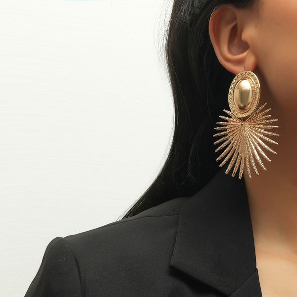 stud bohemian earrings with golden sunflower shapes were used as jewelry gifts for women in europe and the united states 230714, Golden;silver
stud bohemian earrings with golden sunflower shapes were used as jewelry gifts for women in europe and the united states 230714, Golden;silver