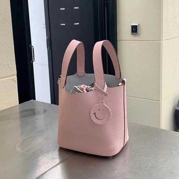 luxury designer bag picotin lock new baobao togo 2023 layer cowhide bucket women's summer fashion high grade sense portable vegetable b
luxury designer bag picotin lock new baobao togo 2023 layer cowhide bucket women's summer fashion high grade sense portable vegetable b