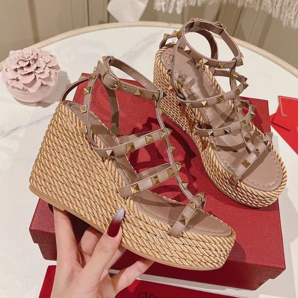 womens designer heel sandles rockstud kitten woman high heels 10cm platform leather rivet party wedding bottega peep-toes luxury dhgate famo, Black
womens designer heel sandles rockstud kitten woman high heels 10cm platform leather rivet party wedding bottega peep-toes luxury dhgate famo, Black