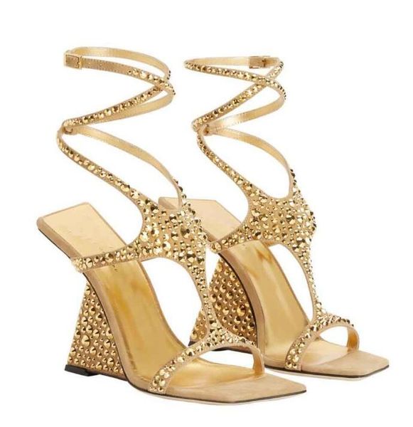 luxury women tutankamon crystal sandals shoes crossed strap high heels black gold all-over matching rhinestone embroidery lady party wedding
luxury women tutankamon crystal sandals shoes crossed strap high heels black gold all-over matching rhinestone embroidery lady party wedding
