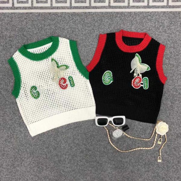 luxury brand vest women sleeveless tank vest designer short sleeved t shirt y2k sweater knitted vests embroidery cropped top, White
luxury brand vest women sleeveless tank vest designer short sleeved t shirt y2k sweater knitted vests embroidery cropped top, White