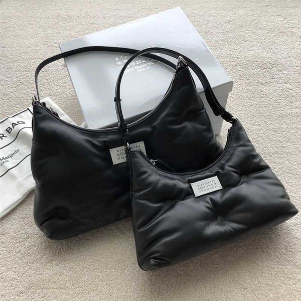 margiela style margiela niche design mm6 underarm bag sheepskin fashion cloud pillow messenger bill of lading shoulder bag
margiela style margiela niche design mm6 underarm bag sheepskin fashion cloud pillow messenger bill of lading shoulder bag