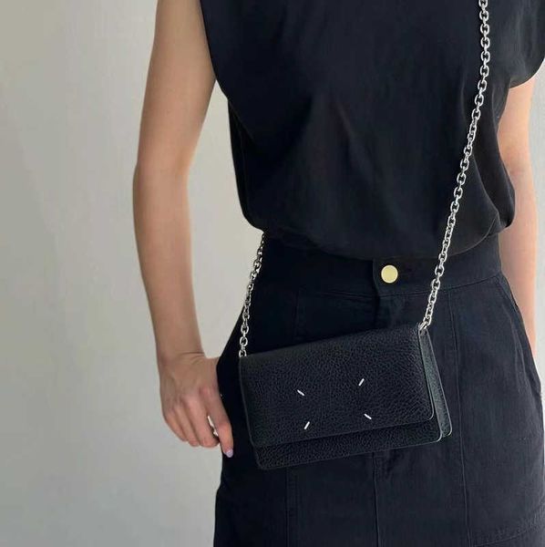 new margiela majira's chain bag classic four stitch small square bag simple and advanced one shoulder crossbody women's bag
new margiela majira's chain bag classic four stitch small square bag simple and advanced one shoulder crossbody women's bag