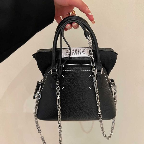 style margiela margiela niche mm6 genuine leather 5ac micro handheld one shoulder crossbody bag for women
style margiela margiela niche mm6 genuine leather 5ac micro handheld one shoulder crossbody bag for women