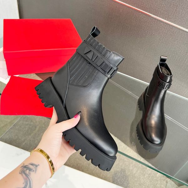 designer boots paris luxury brand boot genuine leather ankle booties woman short boot sneakers trainers slipper sandals by 1978 w344 03, Black
designer boots paris luxury brand boot genuine leather ankle booties woman short boot sneakers trainers slipper sandals by 1978 w344 03, Black