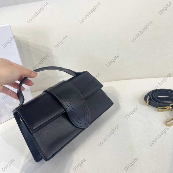 french ja with niche design fashionable and versatile one shoulder portable crossbody underarm
french ja with niche design fashionable and versatile one shoulder portable crossbody underarm
