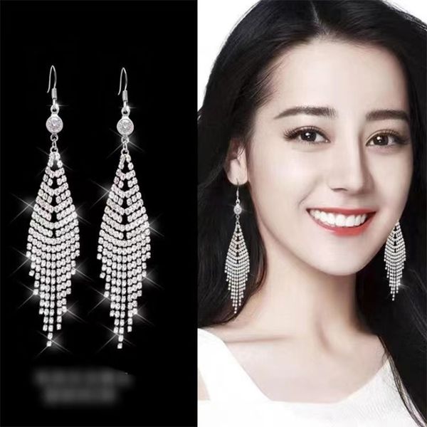 s925 silver needle korean earrings super silver diamond earrings net red earrings personality 100 with round face slimming fringe ear hooks
s925 silver needle korean earrings super silver diamond earrings net red earrings personality 100 with round face slimming fringe ear hooks
