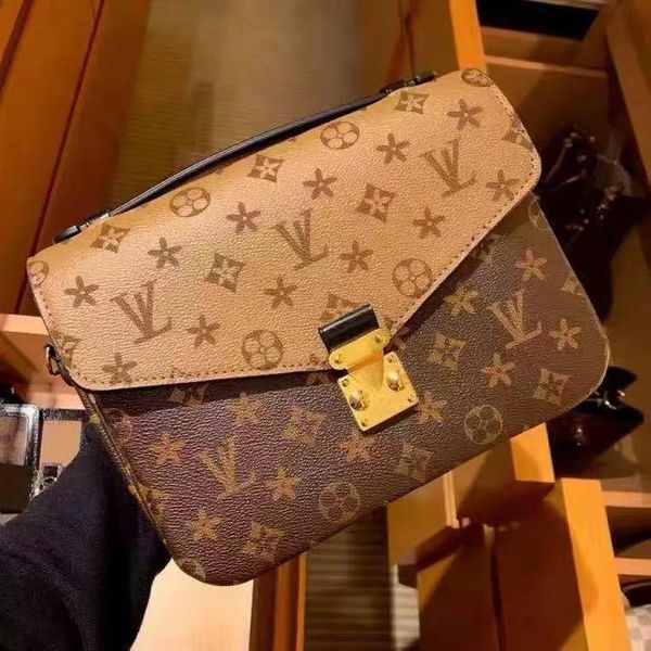 classic luxurys crossbody designer women shoulder flap bags lady purses woman handbag men brown black embossed floral wallet cross body on c
classic luxurys crossbody designer women shoulder flap bags lady purses woman handbag men brown black embossed floral wallet cross body on c