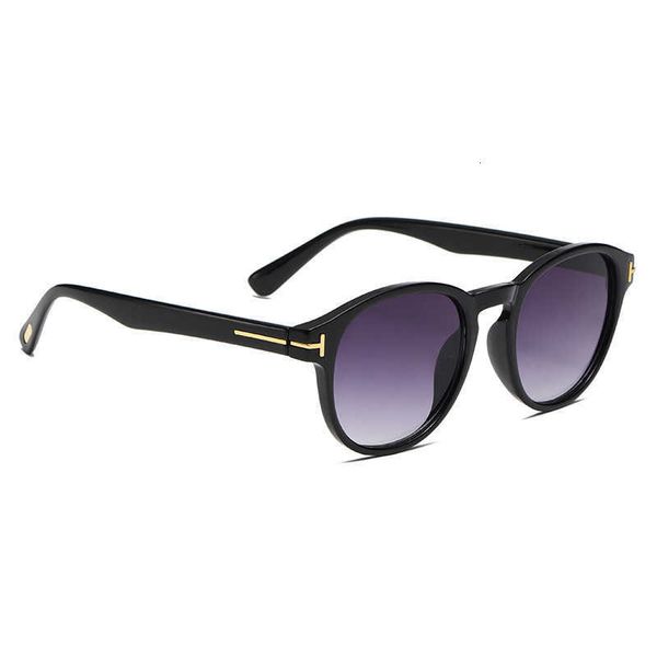 designer sunglasses summer fashion women mens with letter fashionable round glasses, White;black
designer sunglasses summer fashion women mens with letter fashionable round glasses, White;black