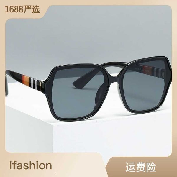 sunglasses luxury fashion outdoor designer summer women tom classical polarized ford new sunshade korean street p, White;black
sunglasses luxury fashion outdoor designer summer women tom classical polarized ford new sunshade korean street p, White;black