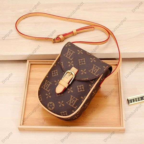 crossbody small bag for women fashion genuine leather old flower women's bag versatile vertical version small mini bag mobile phone bag
crossbody small bag for women fashion genuine leather old flower women's bag versatile vertical version small mini bag mobile phone bag