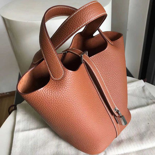 orignal luxury designer bag picotin lock fully handmade wax line director fully sews vegetable basket bag picotin lock original factory togo
orignal luxury designer bag picotin lock fully handmade wax line director fully sews vegetable basket bag picotin lock original factory togo