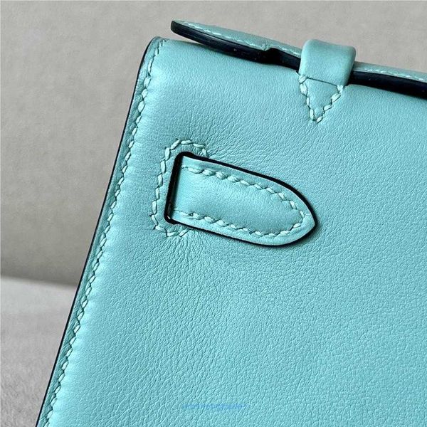 her bag cowhide gold silver buckle shoulder bags handbag swift calf leather women's cross body luxury designer bag 5a quality moz with
her bag cowhide gold silver buckle shoulder bags handbag swift calf leather women's cross body luxury designer bag 5a quality moz with