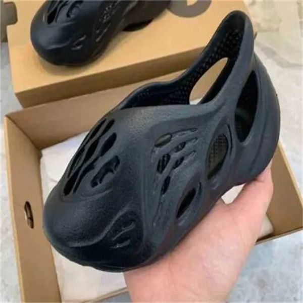 kids athletic shoes big baby slide foam runner slipper boys girls designer slippers black shoe boy sneakers toddler children kid fashion gre
kids athletic shoes big baby slide foam runner slipper boys girls designer slippers black shoe boy sneakers toddler children kid fashion gre