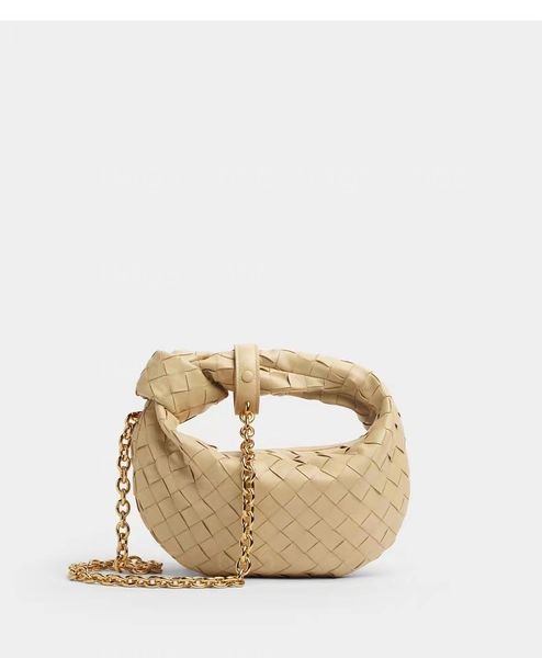 luxury designer women's handmade weaving advanced knitted handbag fashion handbag leather youth jodie hobo underarm handheld women'
luxury designer women's handmade weaving advanced knitted handbag fashion handbag leather youth jodie hobo underarm handheld women'