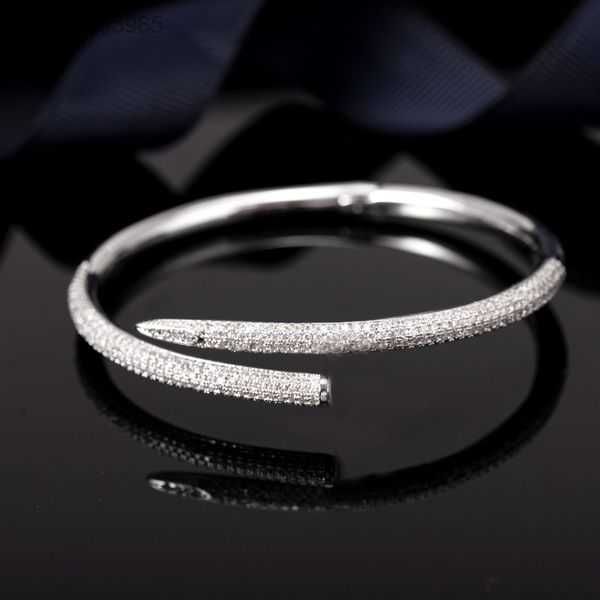 2023 new full cuff bracelet for women fashion brand love nail classic couple designer bracelets stainless steel jewelry gift 22222, White
2023 new full cuff bracelet for women fashion brand love nail classic couple designer bracelets stainless steel jewelry gift 22222, White