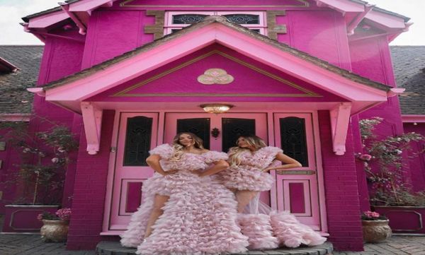 fashion 2020 sweet pink ruffles tiered tulle prom dresses high side split puffy prom gowns short sleeves formal dress9893808, Black
fashion 2020 sweet pink ruffles tiered tulle prom dresses high side split puffy prom gowns short sleeves formal dress9893808, Black
