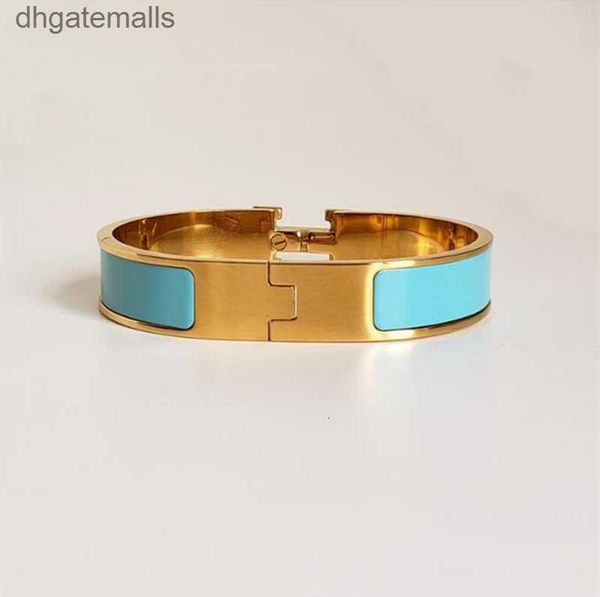 2022 designer design bangle stainless steel gold buckle bracelet fashion jewelry men and women bracelets, Black
2022 designer design bangle stainless steel gold buckle bracelet fashion jewelry men and women bracelets, Black