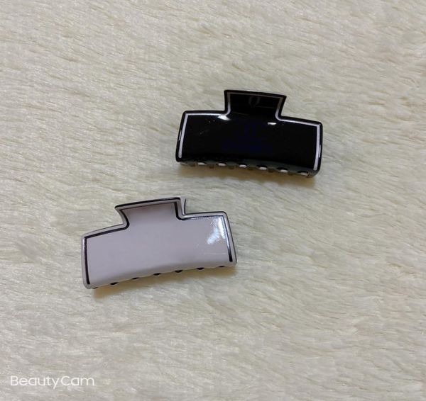 8x4cm fashion black and white acrylic cube claw clips c style hairpin side clip for ladies collection head accessories items vip g8015104, Golden;silver
8x4cm fashion black and white acrylic cube claw clips c style hairpin side clip for ladies collection head accessories items vip g8015104, Golden;silver