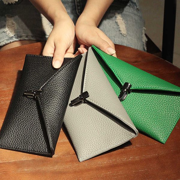 zero wallet women's fashion long korean version thin korean version envelope clip hands phone hands versatile
zero wallet women's fashion long korean version thin korean version envelope clip hands phone hands versatile