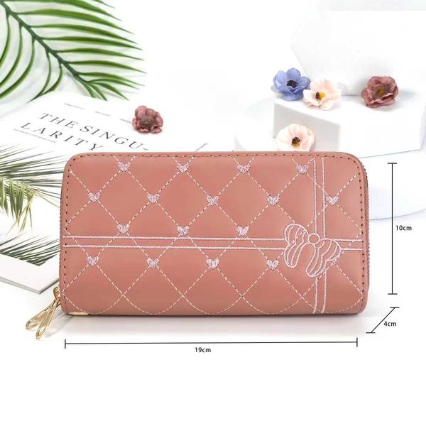 long women's handheld wallet card bag zipper leather clip 2023 new white simple fashion versatile women's wallet
long women's handheld wallet card bag zipper leather clip 2023 new white simple fashion versatile women's wallet