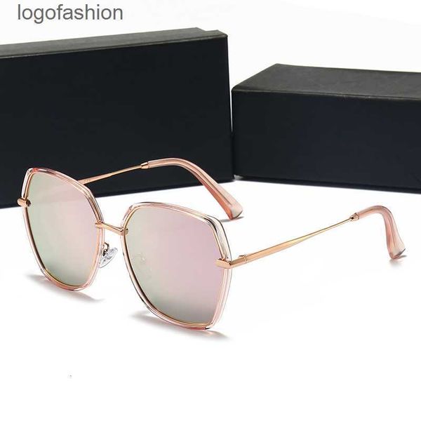 fashion designer sunglasses man woman luxury sun glasses rectangle goggle adumbral color full frame optional 1288 1282, White;black
fashion designer sunglasses man woman luxury sun glasses rectangle goggle adumbral color full frame optional 1288 1282, White;black