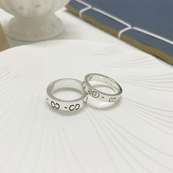 fashion luxury designer jewelry couple rings for man women 469mm simple ring ghost jewelry sliver color with box size 517858295, Silver
fashion luxury designer jewelry couple rings for man women 469mm simple ring ghost jewelry sliver color with box size 517858295, Silver