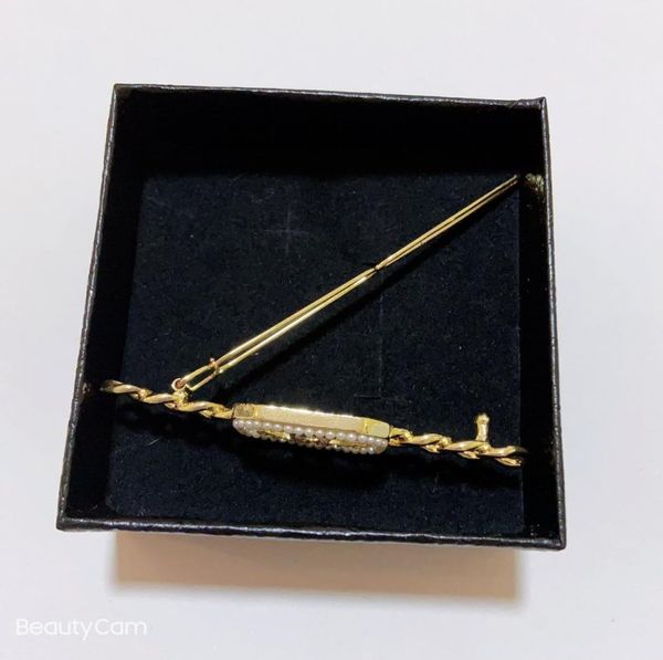 classic pearl chain rhinestone hairpin c frog clip fashion hair accessories headdress jewelry vip gifts9517540, Golden;silver
classic pearl chain rhinestone hairpin c frog clip fashion hair accessories headdress jewelry vip gifts9517540, Golden;silver