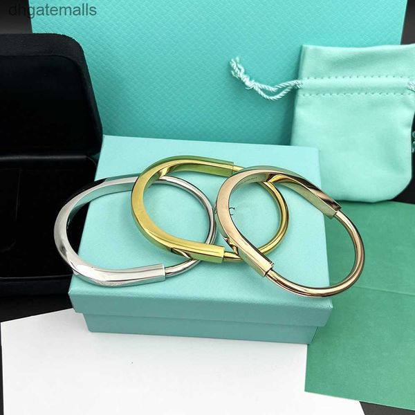 lock bracelet designer bracelets luxury jewelry for women fashion bangle titanium steel alloy gold-plated craft never fade not allergic, Black
lock bracelet designer bracelets luxury jewelry for women fashion bangle titanium steel alloy gold-plated craft never fade not allergic, Black