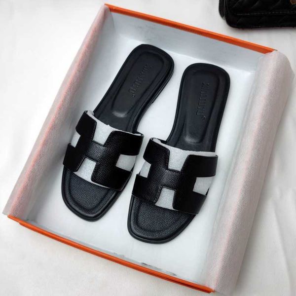 summer 2023 designer slide oran new luxury beach slippers women wear versatile fashion sandals flat bottom fpsu
summer 2023 designer slide oran new luxury beach slippers women wear versatile fashion sandals flat bottom fpsu