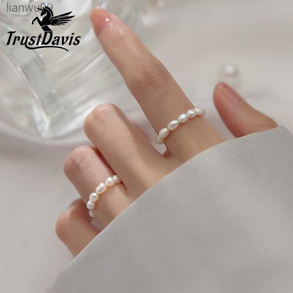 trustdavis minimalist real 925 sterling silver sweet irregular pearl elastic rings for women wedding party s925 jewelry da2196 l230704, Golden;silver
trustdavis minimalist real 925 sterling silver sweet irregular pearl elastic rings for women wedding party s925 jewelry da2196 l230704, Golden;silver