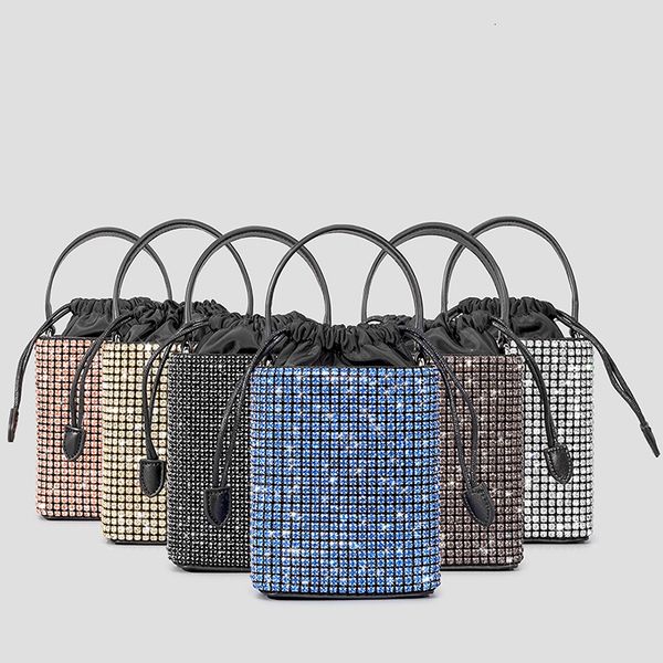 evening bags fashion diamonds handbag women elegant luxury small square clutch purse female chain shoulder bag 230714
evening bags fashion diamonds handbag women elegant luxury small square clutch purse female chain shoulder bag 230714