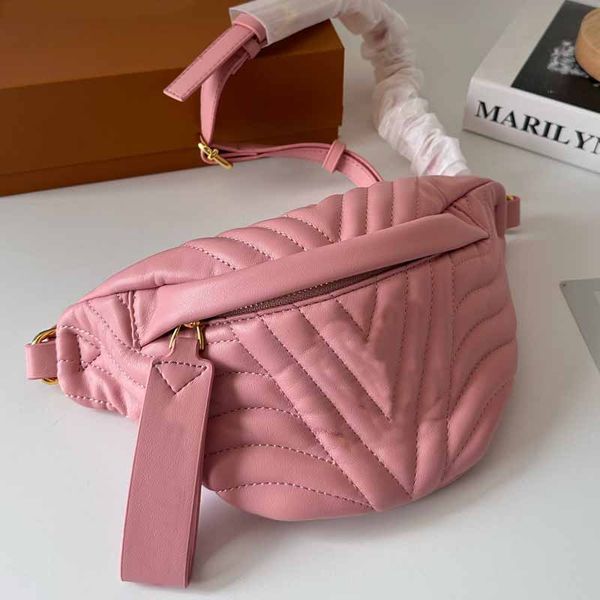 chest pack waistpack crossbody bag sheepskin embroidery thread gold hardware letter buckle zipper open shoulder bag designer handbag
chest pack waistpack crossbody bag sheepskin embroidery thread gold hardware letter buckle zipper open shoulder bag designer handbag