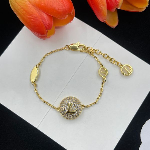 luxury designer all women full diamond bracelet necklace high-end elegant temperament jewelry titanium steel gold-plated alloy does not fade, Black
luxury designer all women full diamond bracelet necklace high-end elegant temperament jewelry titanium steel gold-plated alloy does not fade, Black