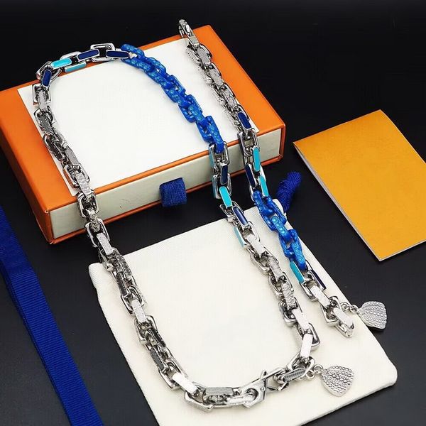 europe america fashion necklace bracelet men women silver black red metal engraved v + yk paradise letter flower pattern thick chain jewelry
europe america fashion necklace bracelet men women silver black red metal engraved v + yk paradise letter flower pattern thick chain jewelry