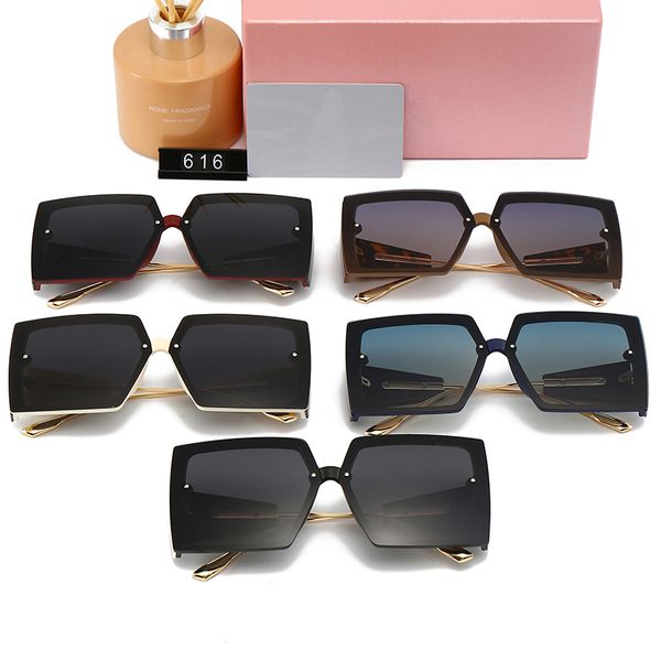 designer fashion sunglasses luxury fashion goggles premium ladies eyeglass frame sunglasses with box, White;black
designer fashion sunglasses luxury fashion goggles premium ladies eyeglass frame sunglasses with box, White;black
