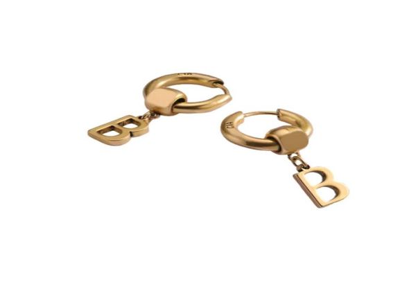fashion brand earring luxury jewelry designer womens hoops earrings hip hop ear stud classic retro letter lady women party circle 1426766, Golden
fashion brand earring luxury jewelry designer womens hoops earrings hip hop ear stud classic retro letter lady women party circle 1426766, Golden