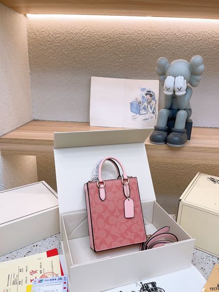 seller dempsey mini shopping bag latest upgrade tote piano music package delivery classic shoulder bag joker artifact original fabric leathe
seller dempsey mini shopping bag latest upgrade tote piano music package delivery classic shoulder bag joker artifact original fabric leathe